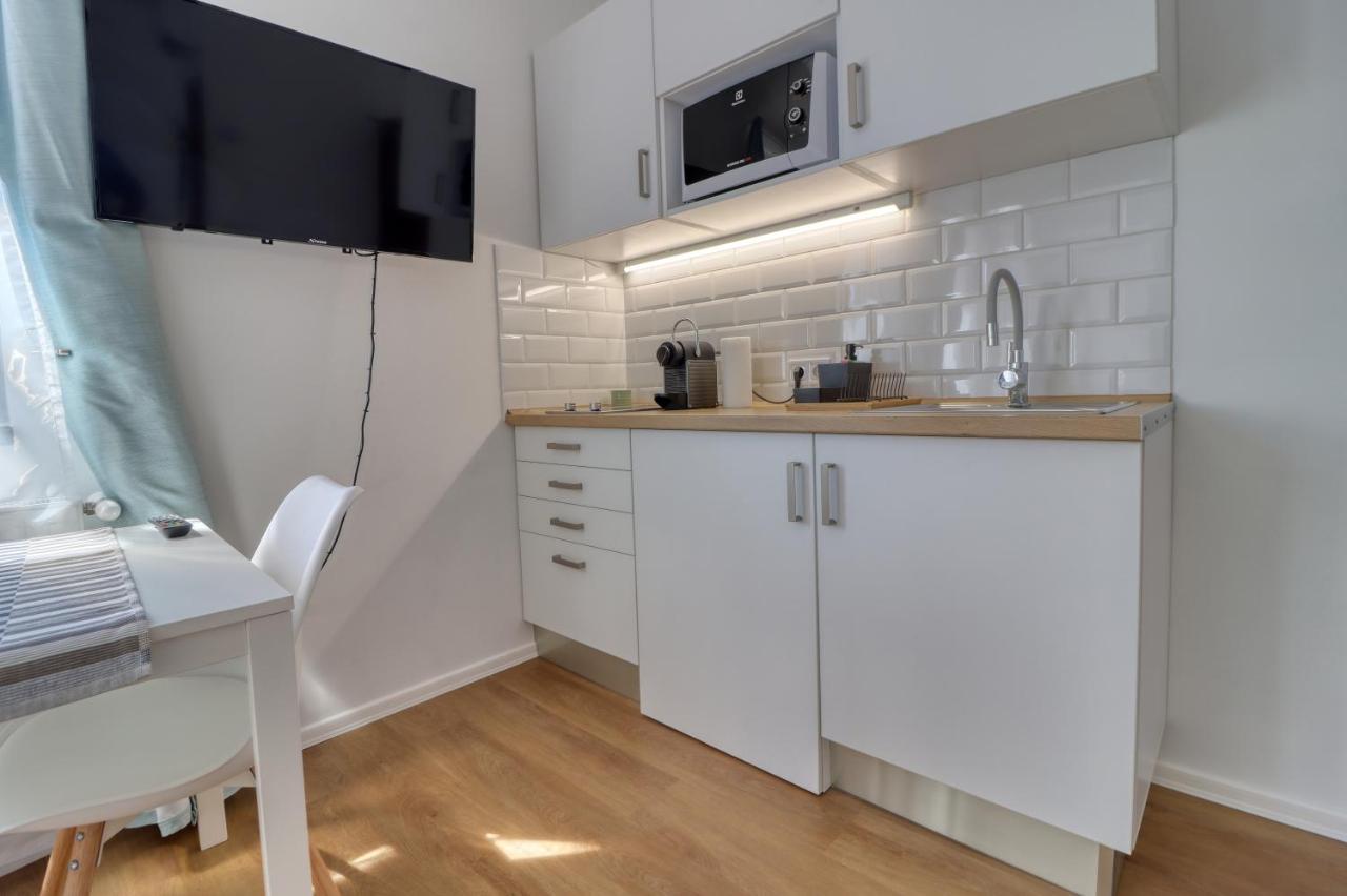 Barka Apartman Eger Esterno foto